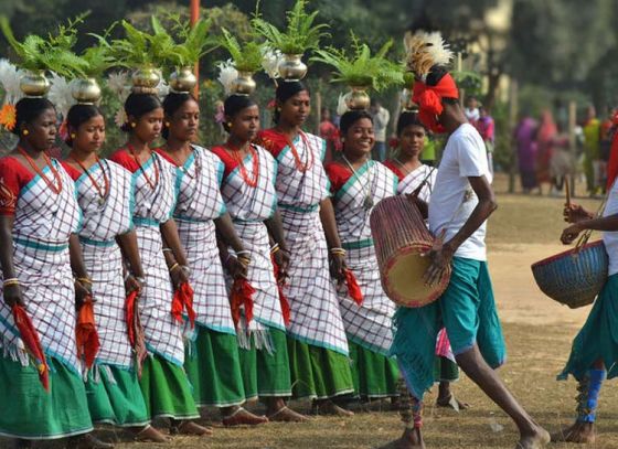 “পৌষ তোদের ডাক দিয়েছে….”