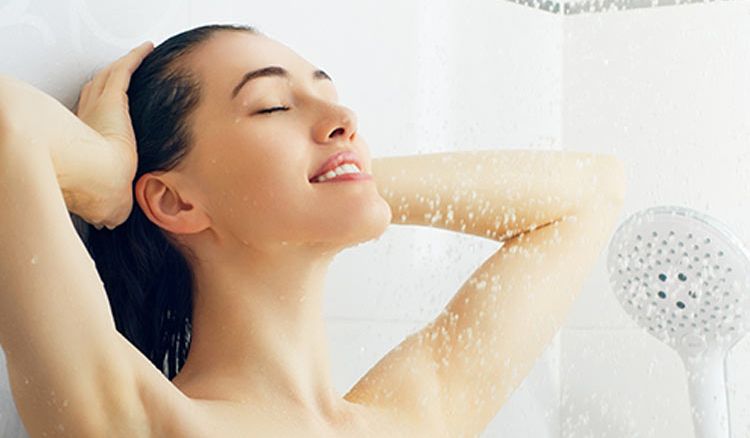 Did You Know The Magical Health Benefits Of Bathing In Hot Water 