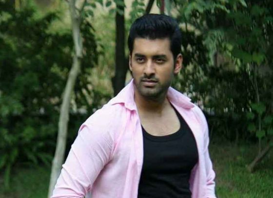 Ankush working on his fitness in Mumbai