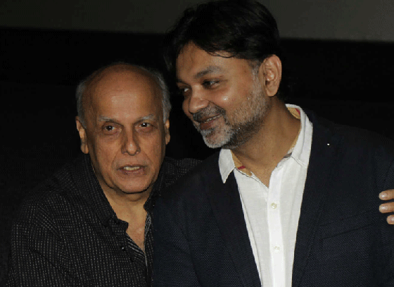 Mahesh Bhatt Praising Srijit for ‘Uma’