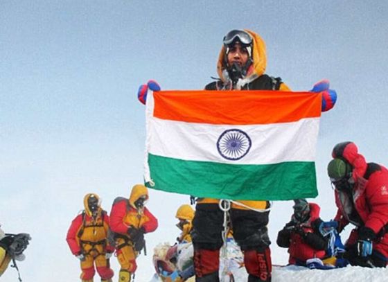 First Bengal boy to reach Papua volcanic summit