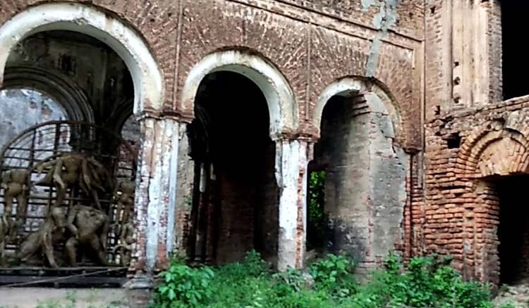 Tradition of traditional town Baharampur