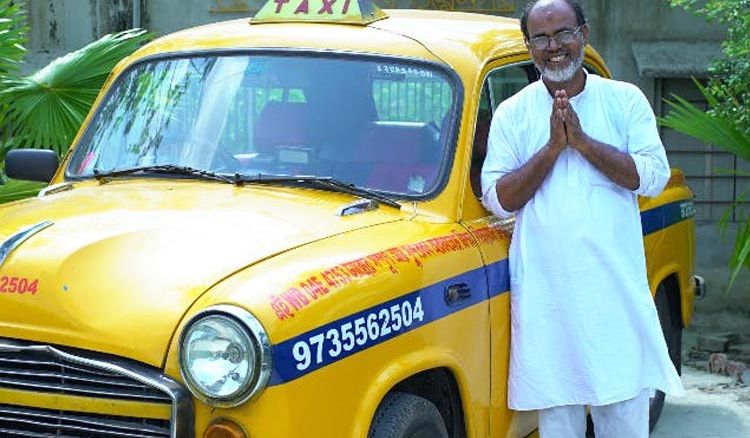 Taxi driver makes a school for children