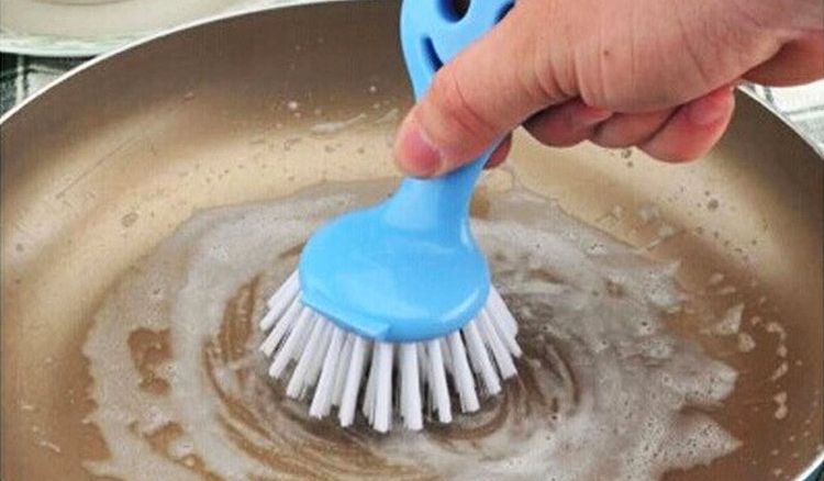 Stress released by utensuils cleaning