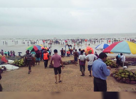 Anti-plastic campaign in Digha