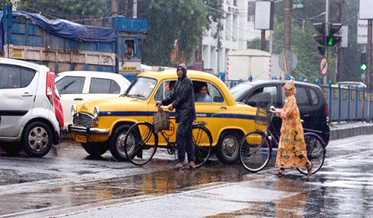 রবিবার থেকে ভারী বৃষ্টির সম্ভাবনা