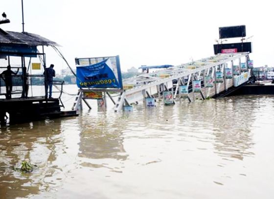 High tide causes Ahiritola jetty to collapse