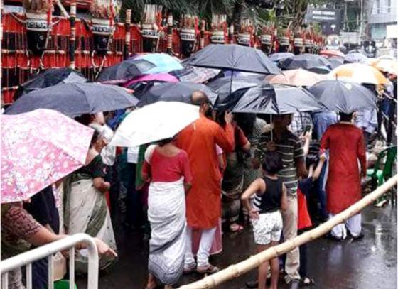 মহালয়ায় বৃষ্টির পূর্বাভাস, পুজোয় ভ্রুকুটি নিম্নচাপের