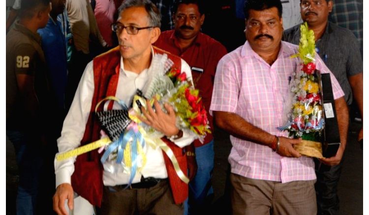 Kolkata Nobel  Abhijit Banerjee came to home