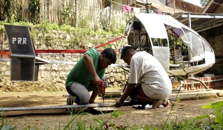 যানজটের হাত থেকে বাঁচতে হেলিকপ্টার