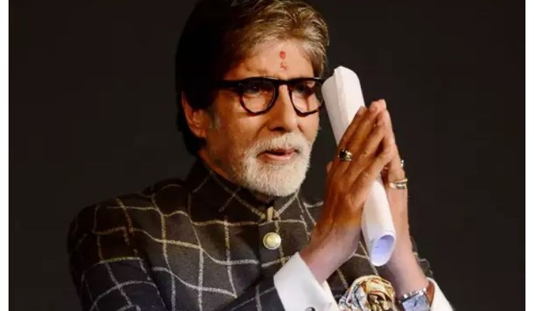 Amitabh Bachann received Dadasaheb Falke award