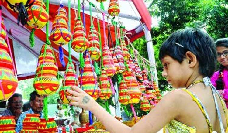 বাংলার মেলা: হাওড়া মানশ্রী গ্ৰামে দেবী ঈশানকুমারীর মেলা