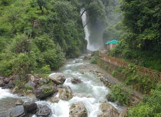 অচেনা রংরুটে অদেখা অফবিটে চক্রাতা