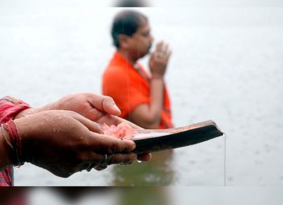 পিতৃপক্ষ-দেবীপক্ষের সন্ধিলগ্ন মহালয়া