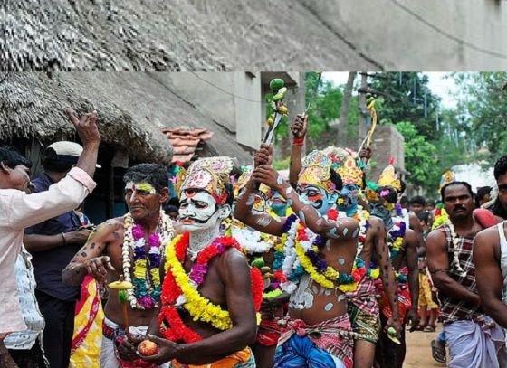 চৈত্র সংক্রান্তি এবং পুরনো কলকাতার সঙ সংস্কৃতি