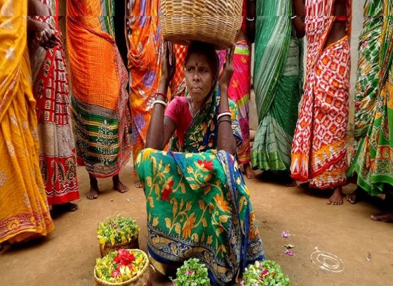 জেনে নিন কেন করা হয় করম পুজো