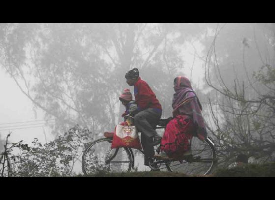 Temperature Takes A Dip In Bengal, Cool Breeze And Rainy Forecasts Ahead