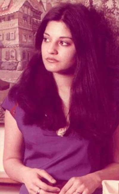 Nazia3